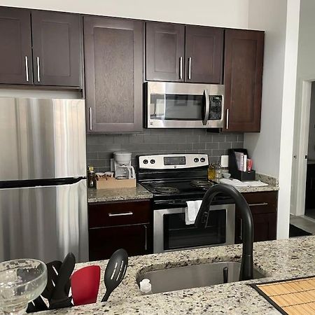 Ferienwohnung Cozy, High Rise, Large Studio Facing Downtown . Baltimore Exterior foto